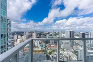 244 Biscayne Blvd, Miami, FL 33132 - Photo 8