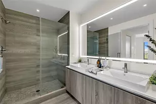 2960 NE 207th St, Aventura, FL 33180 - Photo 20