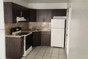 1333 NW 15th St, Miami, FL 33125 - Photo 8