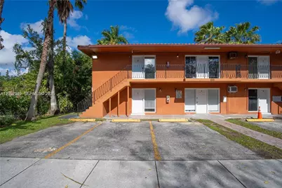 1333 NW 15th St #10, Miami, FL 33125 - Photo 1