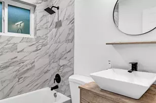 1580 NE 139th St, North Miami, FL 33161 - Photo 22