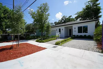 112 NW 24th Ct, Miami, FL 33125 - Photo 2
