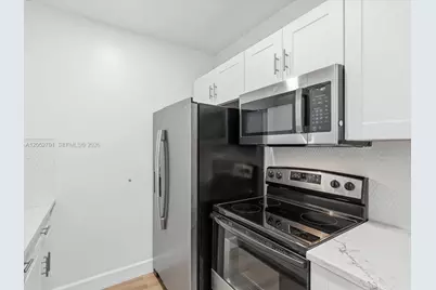 230 SW 11th Ave #8, Hallandale Beach, FL 33009 - Photo 14