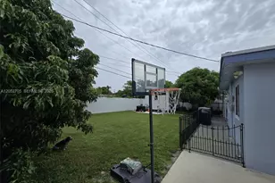 3445 NW 81st Terrace, Miami, FL 33147 - Photo 20