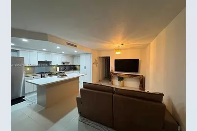 14293 Kendale Lakes Cir #14293, Miami, FL 33183 - Photo 6