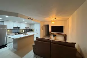 14293 Kendale Lakes Circle, Miami, FL 33183 - Photo 6