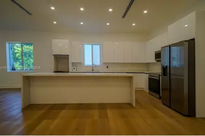 112 NW 24th Ct, Miami, FL 33125 - Photo 14