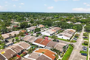 2377 N 37th Ave, Hollywood, FL 33021 - Photo 46