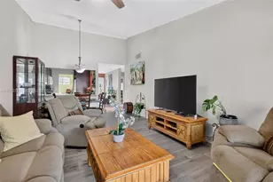 2377 N 37th Ave, Hollywood, FL 33021 - Photo 18