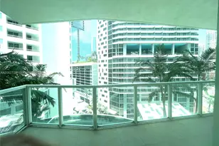 218 SE 14th St, Miami, FL 33131 - Photo 30