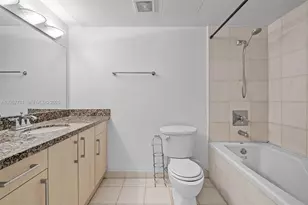 6362 Collins Ave, Miami Beach, FL 33141 - Photo 24