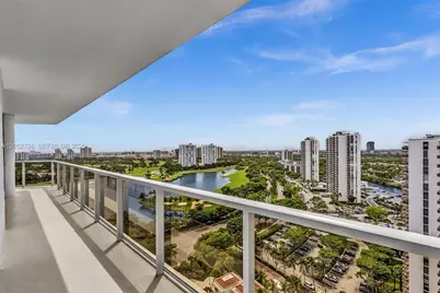 20281 E Country Club Dr #1907, Aventura, FL 33180 - Photo 36