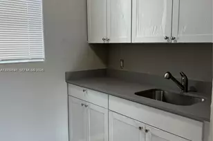 1286 NW 59th St, Miami, FL 33142 - Photo 8
