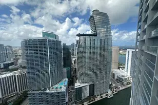 475 Brickell Ave, Miami, FL 33131 - Photo 26