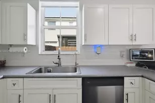976 NE 42nd Ave, Homestead, FL 33033 - Photo 6