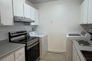 5028 SW 138th Ave Cir, Miami, FL 33175 - Photo 4