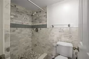 3516 Whitehall Dr, West Palm Beach, FL 33401 - Photo 16