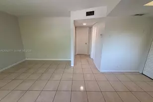 101 NE 41st St, Oakland Park, FL 33334 - Photo 8