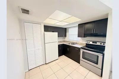 101 NE 41st St #B35, Oakland Park, FL 33334 - Photo 8