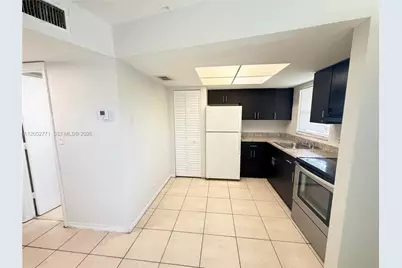 101 NE 41st St #B35, Oakland Park, FL 33334 - Photo 10