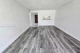 484 NW 165th St Rd, Miami, FL 33169 - Photo 2