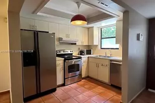 1507 NE 105th St, Miami Shores, FL 33138 - Photo 4