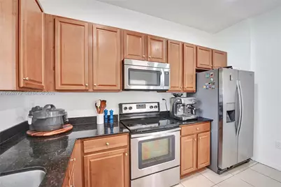 650 NE 191st Ter, Miami, FL 33179 - Photo 38
