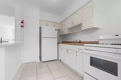 744 85th St, Miami Beach, FL 33141 - Photo 6