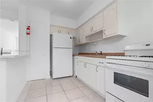 744 85th St, Miami Beach, FL 33141 - Photo 6