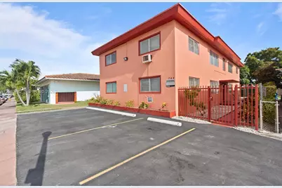 744 85th St, Miami Beach, FL 33141 - Photo 1