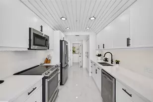 2800 Island Bl, Aventura, FL 33160 - Photo 34