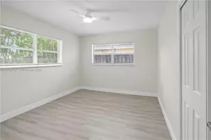 4730 NE 2nd Ave, Oakland Park, FL 33334 - Photo 46