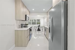4730 NE 2nd Ave, Oakland Park, FL 33334 - Photo 18
