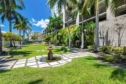 10 SW South River Dr #607, Miami, FL 33130 - Photo 26