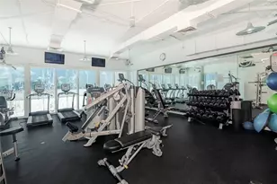 10 SW South River Dr, Miami, FL 33130 - Photo 22