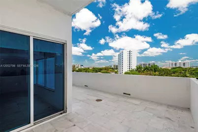10 SW South River Dr #607, Miami, FL 33130 - Photo 18