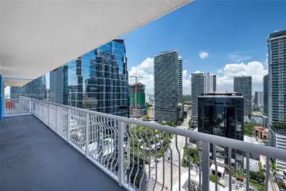 1200 Brickell Bay Dr #2824, Miami, FL 33131 - Photo 20