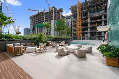 11 NE 6th St #2204, Miami, FL 33132 - Photo 68
