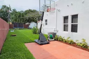 220 SW 5th St, Dania Beach, FL 33004 - Photo 28