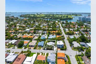9172 Carlyle Ave, Surfside, FL 33154 - Photo 56
