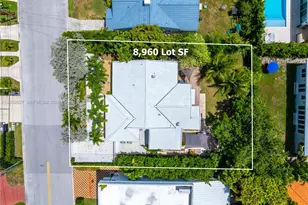 9172 Carlyle Ave, Surfside, FL 33154 - Photo 8