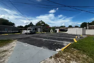 2080 NW 31st St, Miami, FL 33142 - Photo 10