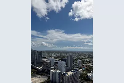 20 NE 11 St #5303, Miami, FL 33132 - Photo 2