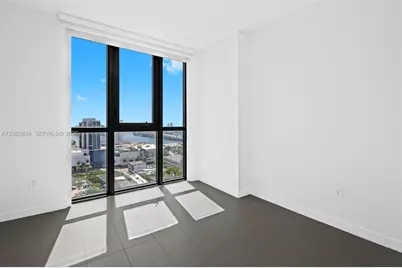 1600 NE 1st Ave #2420, Miami, FL 33132 - Photo 2