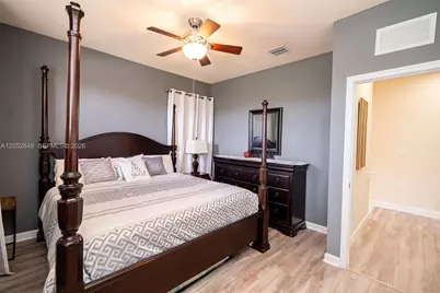 132 NE 26th Ave, Homestead, FL 33033 - Photo 30