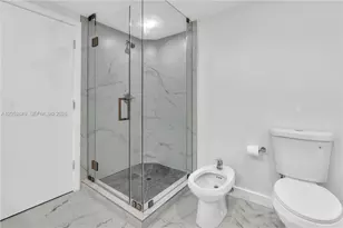 17375 Collins Ave, Sunny Isles Beach, FL 33160 - Photo 34