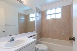 2592 W Saratoga Dr, Cooper City, FL 33026 - Photo 30