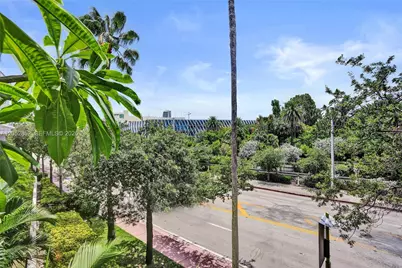 2001 Meridian Ave #308, Miami Beach, FL 33139 - Photo 38
