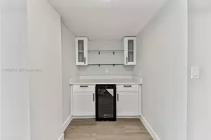 155 Isle of Venice Dr, Fort Lauderdale, FL 33301 - Photo 14