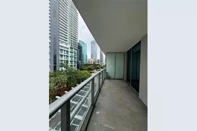1100 S Miami Ave #411, Miami, FL 33130 - Photo 6